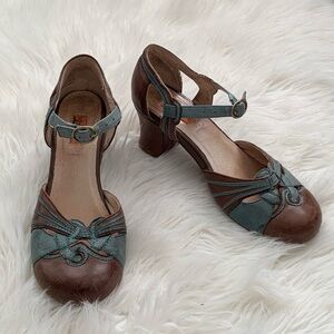 2017.Miz Mooz Eloy Mary Jane leather heels